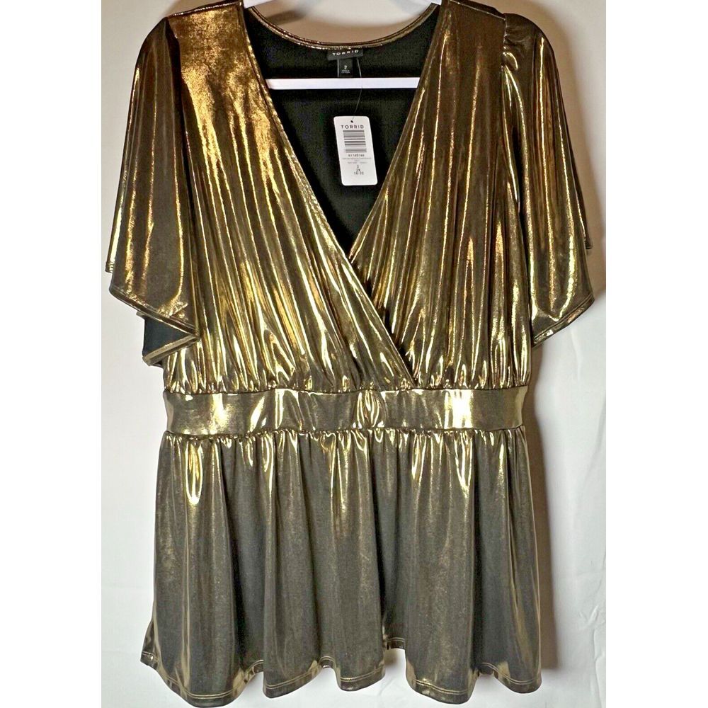 NWT Torrid Top Sz 2 Plus 18/20 Gold Surplice Peplum Holiday Cocktail‎ Glam